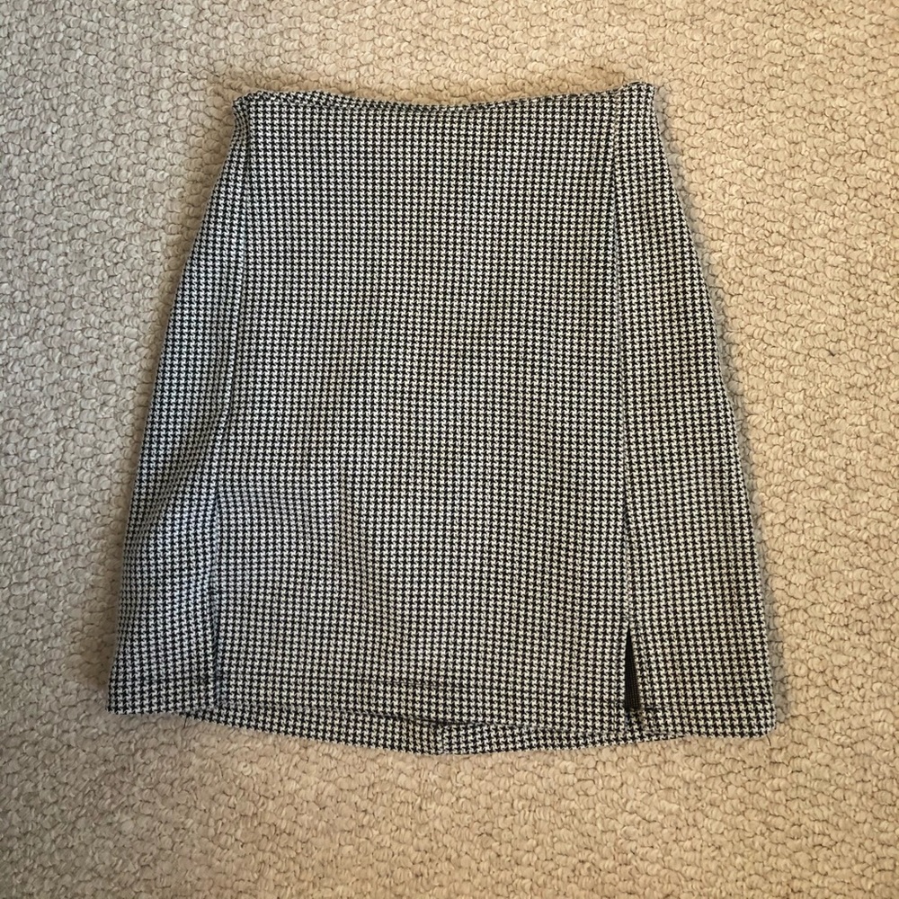 Brandy Melville skirt